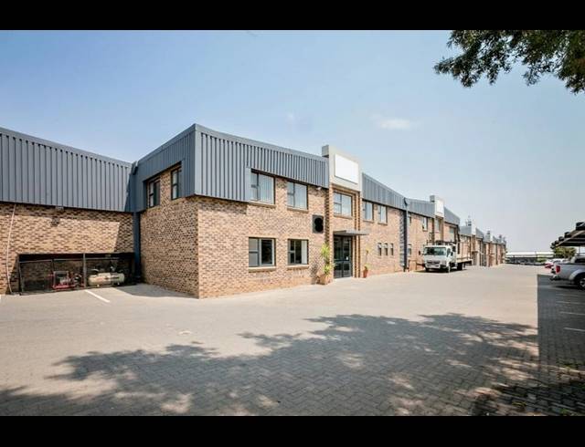 INDUSTRIAL PROPERTY TO RENT IN LASER PARK
